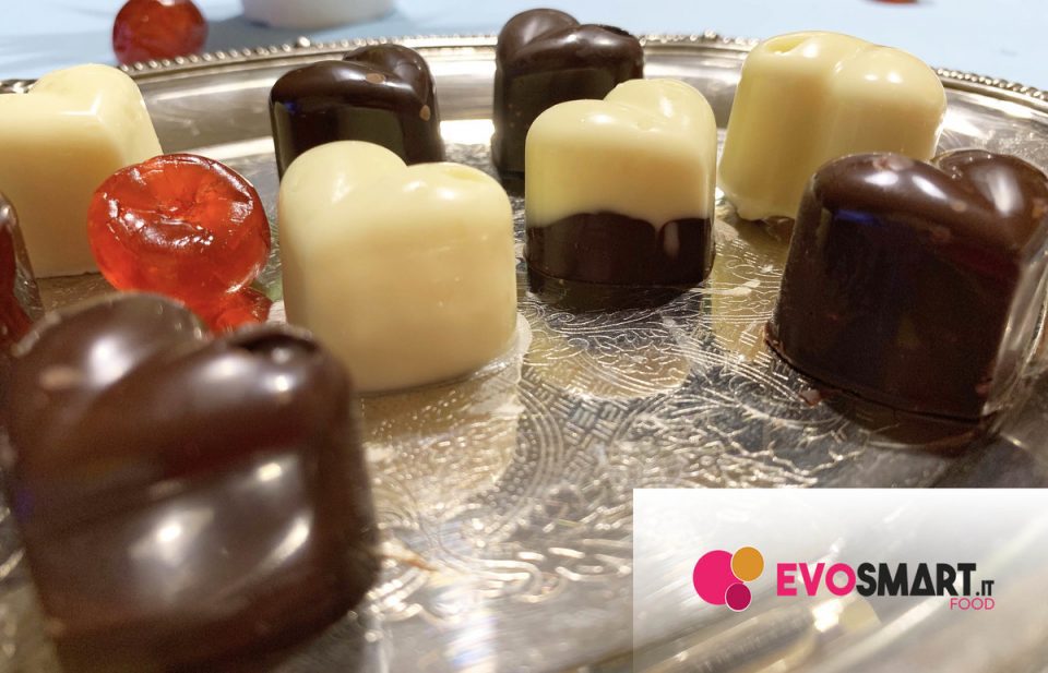 cioccolatini a forma di cuore fatti in casa | Evofood.it