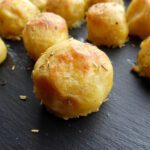 Palline di patate senza glutine con friggitrice ad aria